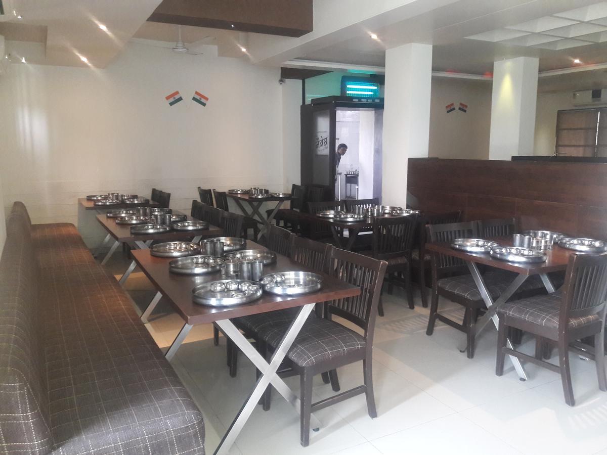 Hotel Naivedya Aurangabad  Exterior photo
